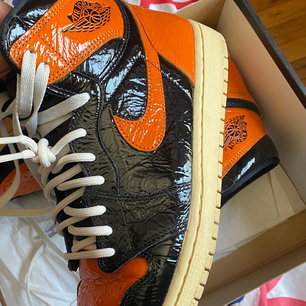 Shattered back boards 1s 3.0 4/10 condition !!!!